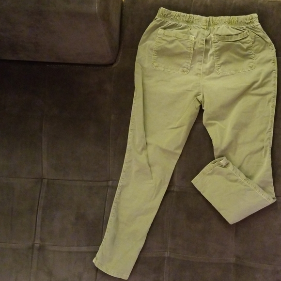 ⛔️SOLD⛔️OshKosh army green drawstring waist pants - Picture 2 of 3